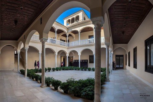 Exploring the Artistic Treasures of Spain: The Picasso Museum in Malaga and the Guggenheim Museum in Bilbao